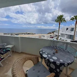 cozy-etta-apartment-with-a-wonderful-sea-view-terrace.puertodelcarmen-hotels.org/