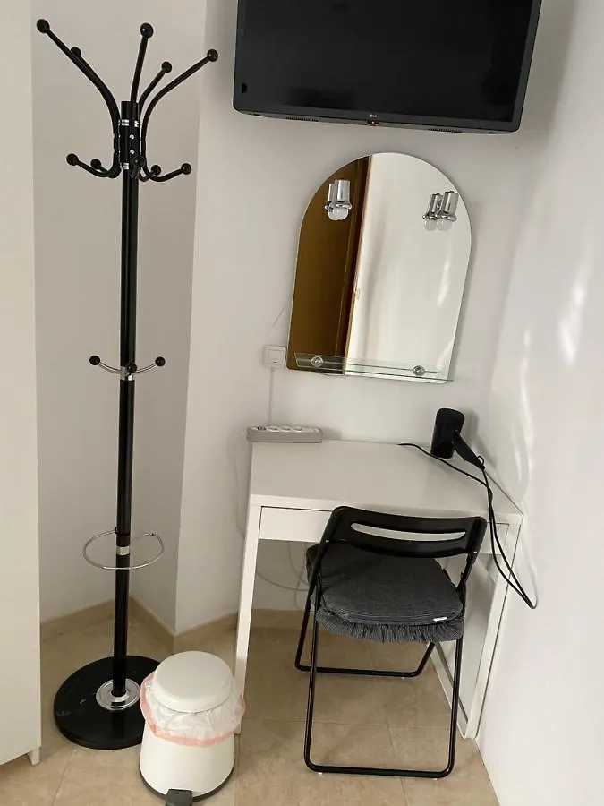 Проживание в семье Malaga Centro Habitaciones Privada En Apartamento Compartidos