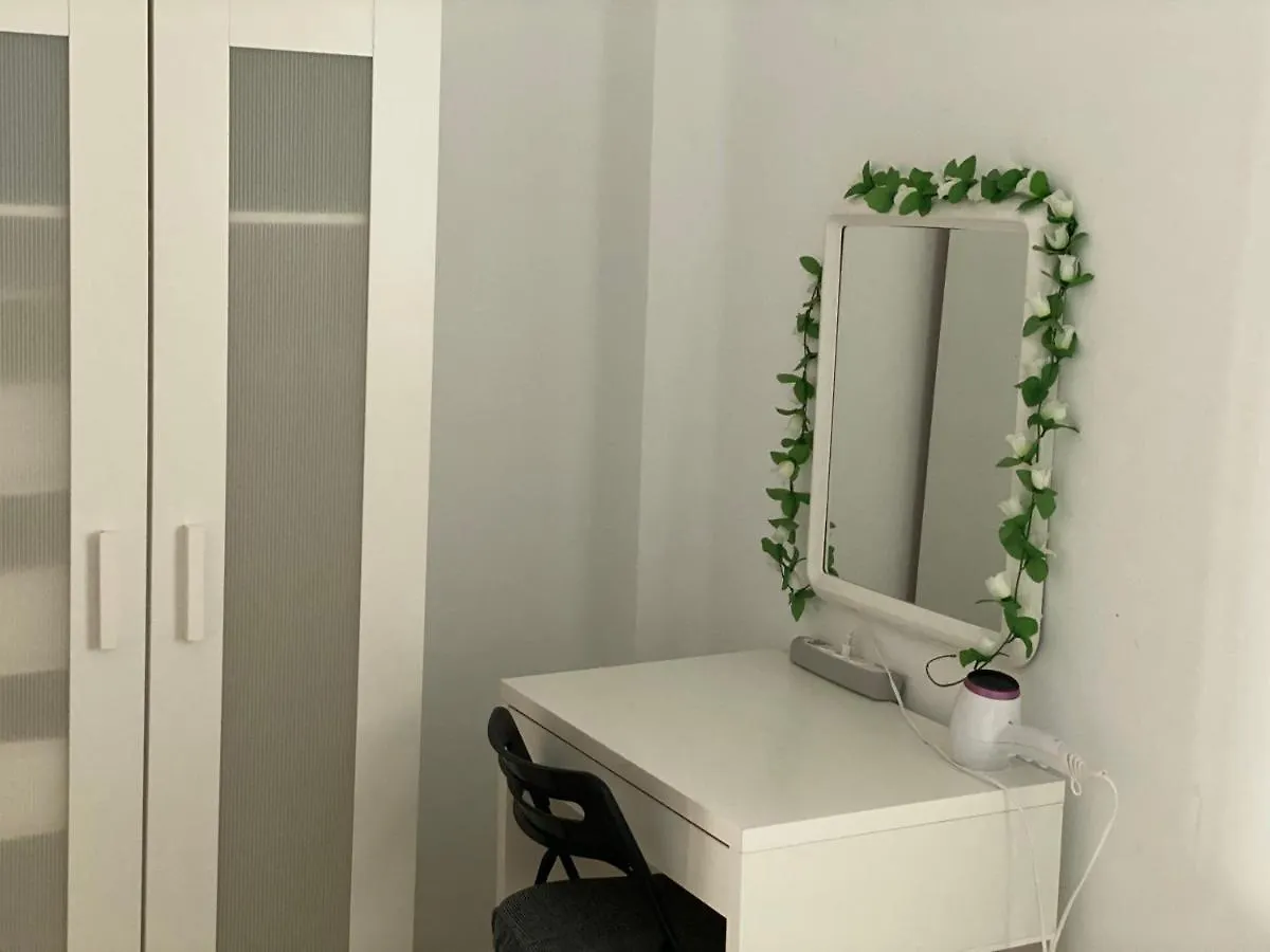 Malaga Centro Habitaciones Privada En Apartamento Compartidos Проживание в семье