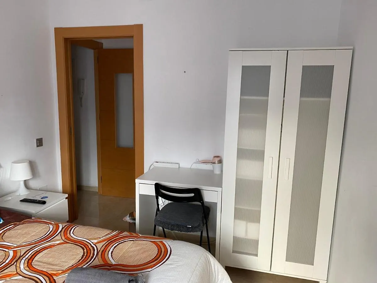 Проживание в семье Malaga Centro Habitaciones Privada En Apartamento Compartidos